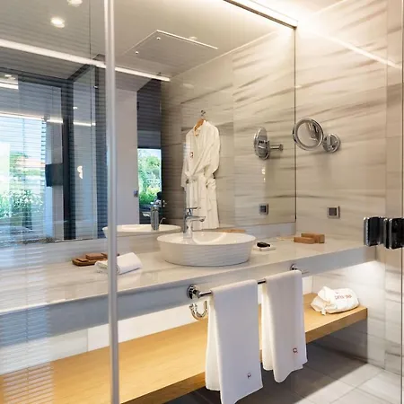 Pinar * Ερντέκ